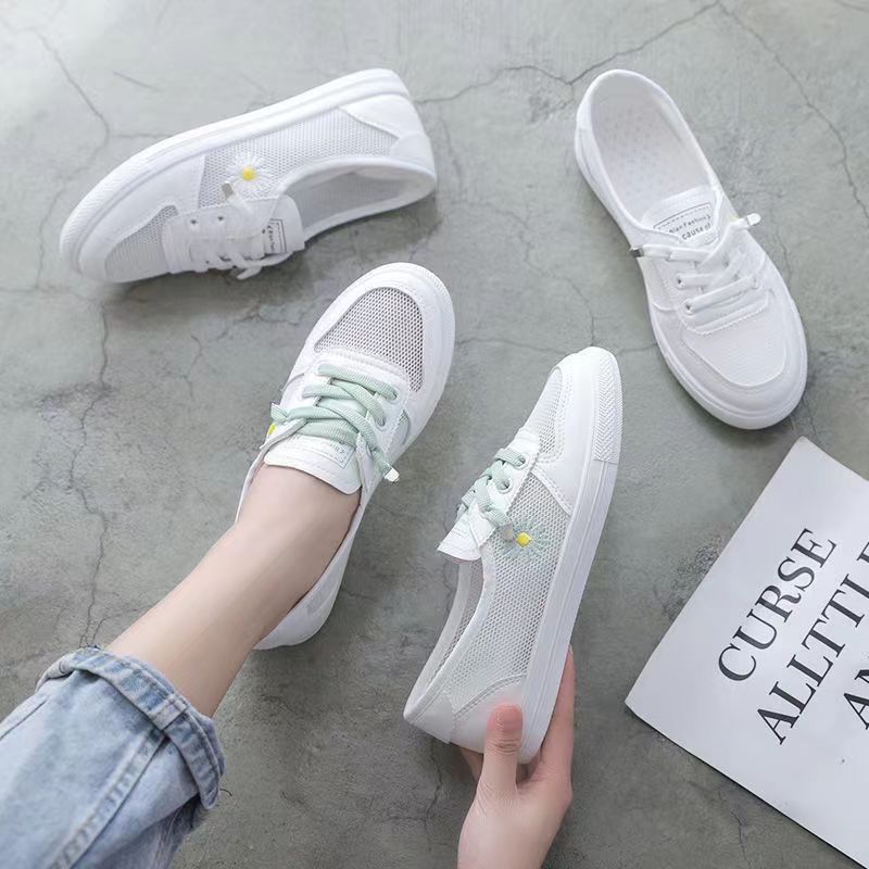 Daisy Accent White Casual Sneakers
