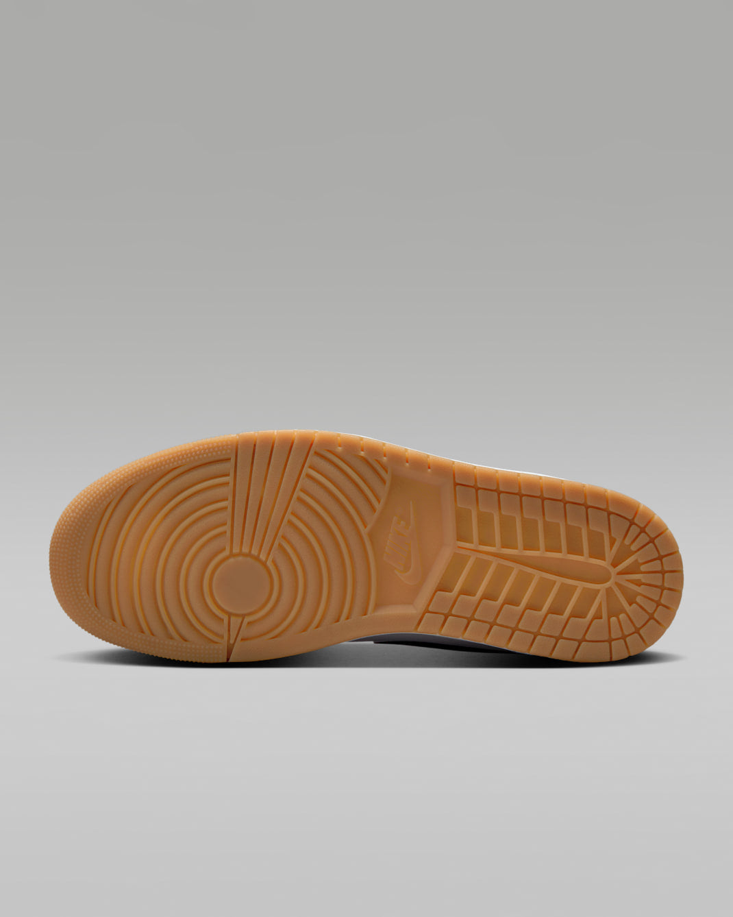 Air Jordan 1 Low Sneakers – White, Navy & Gum